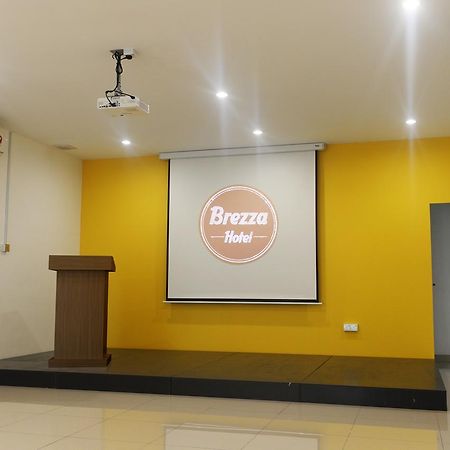 Brezza Hotel Ситиаван Экстерьер фото