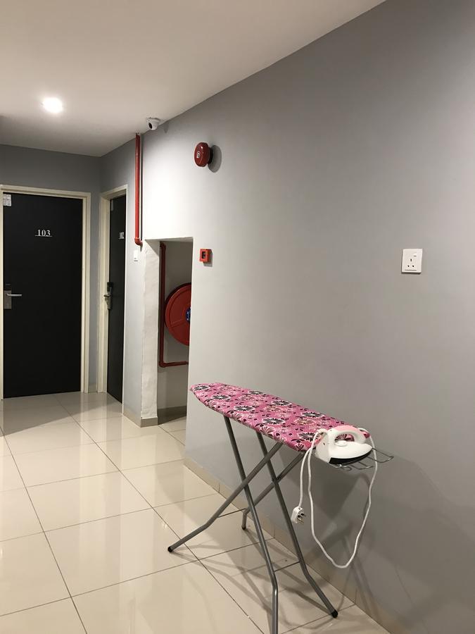 Brezza Hotel Ситиаван Экстерьер фото