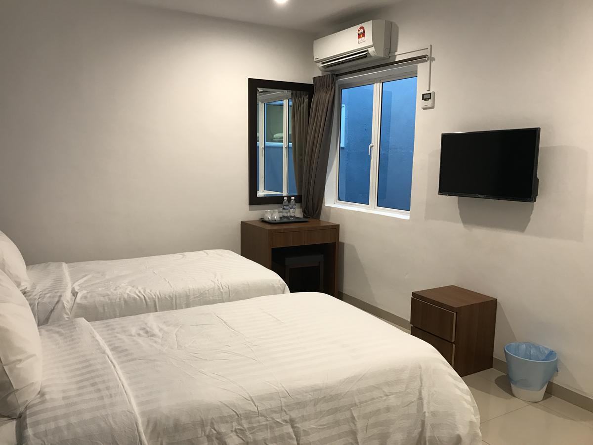 Brezza Hotel Ситиаван Экстерьер фото